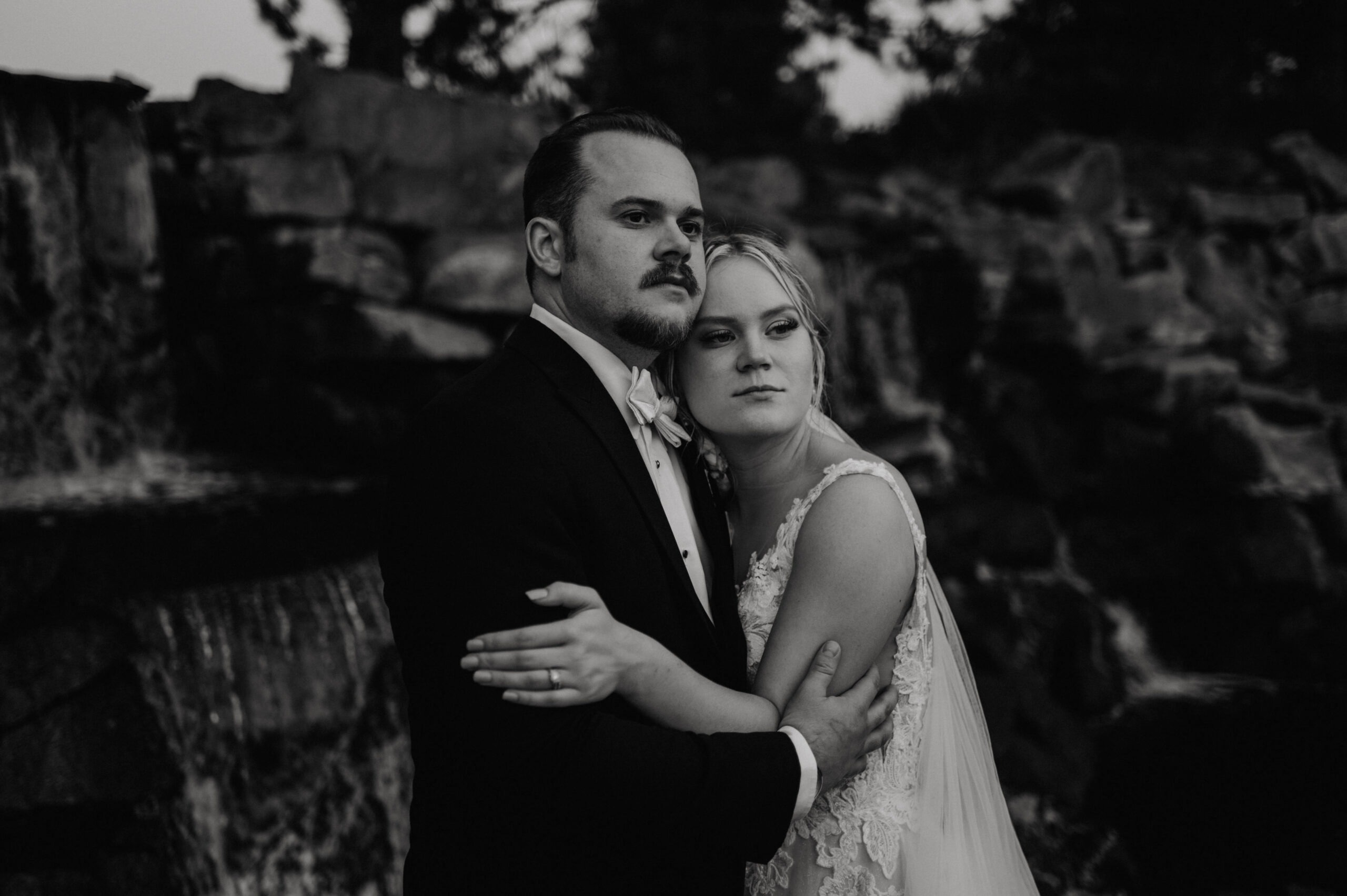b and w wedding pictures