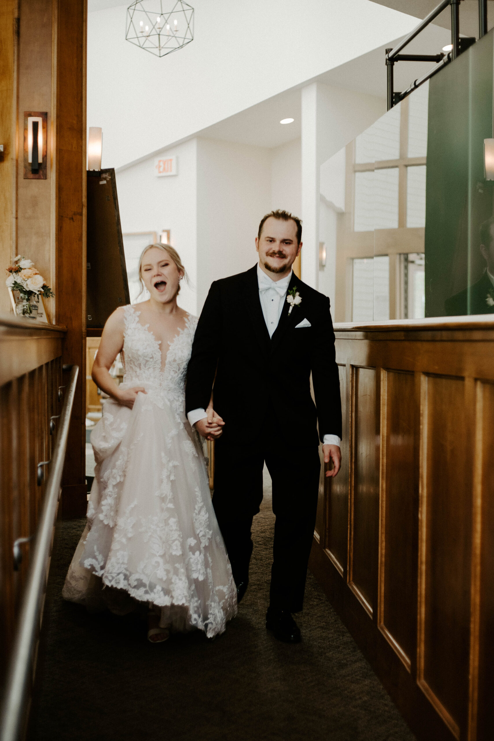 fun bride and groom pictures