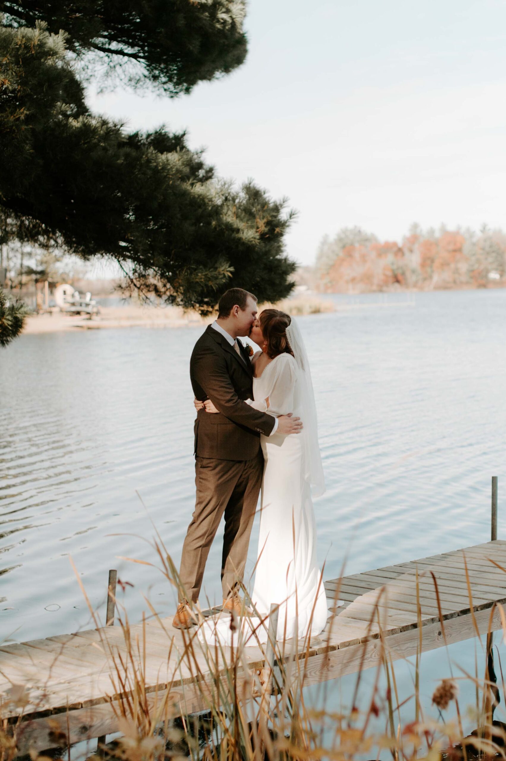 Natalie Tyler Photography first look wedding photography destination venue Minnesota