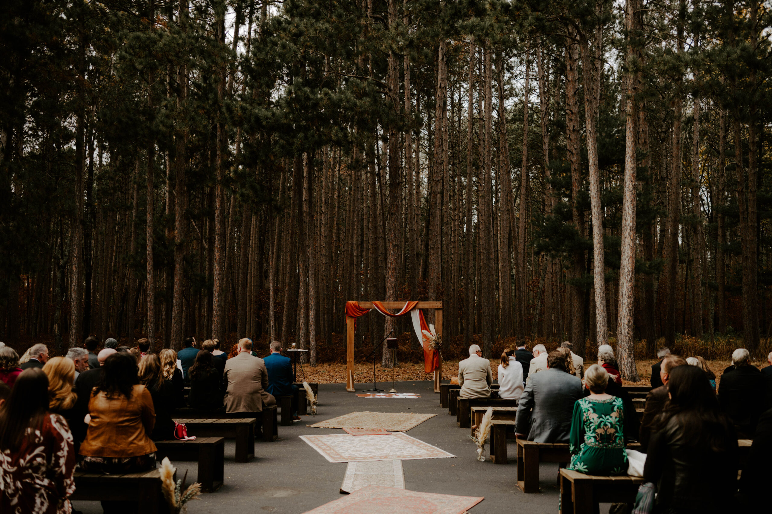 Natalie Tyler Photography wedding photography ceremony details at Catalyst Nisswa, Minnesota, destination wedding venue